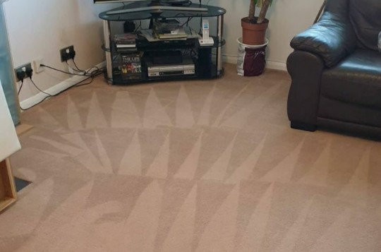 Carpet Cleaning Sutton, Carpet Cleaner, Carpet Steam Cleaners gallery image 7